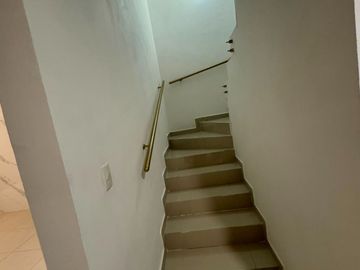 Casa en Renta en San Bernardino Tlaxcalancingo, San Andrés Cholula | 3 Recámaras y Roof Garden