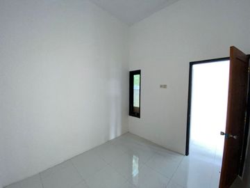 Free BPHTB & Biaya Balik Nama! Rumah Di Timur Banguntapan Siap Jadi Milik Anda!