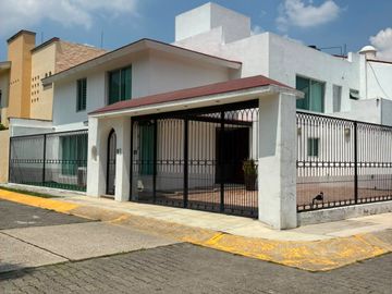 Casa en Venta | Condominio Cumbres | Residencial Plaza Guadalupe