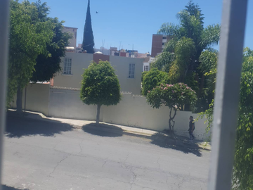 CASA EN REMATE EN FRACC HACIENDA SANTA CLARA EN PUEBLA