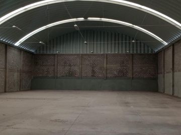 RENTO BODEGA SOBRE BLVD JOSE MARIA MORELOS 1,000 M2 $60,000.00 MAS IVA LISTA PARA ENTREGA INMEDIATA