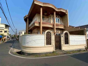 Rumah Hook Bagus Dalam Komplek Strategis Di Buaran Jakarta Timur