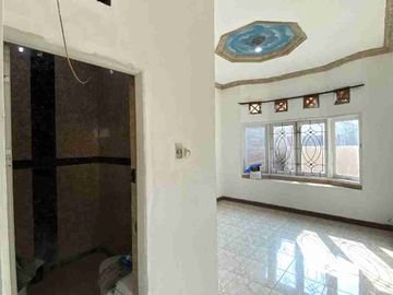 Rumah Hook Bagus Dalam Komplek Strategis Di Buaran Jakarta Timur