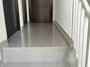 Rumah Modern Minimalist di Cluster Islami Adyna Residence Tasikmadu