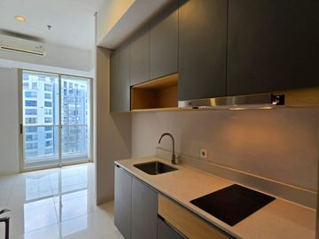 Studio Unfurnished Apartemen Taman Anggrek Residences - Jakarta Barat