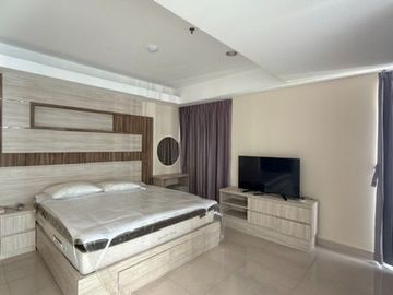 Sewa apartemen royale springhill kemayoran 3 kamar 196 meter furnish golf sea view
