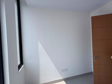 Dijual Rumah Pasadena Spring PIK2 Termurah Ukuran 4x10m2 Kosongan