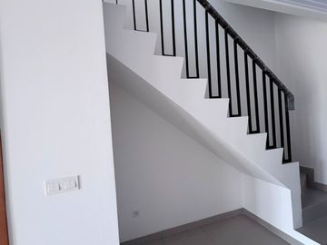 Dijual Rumah Pasadena Spring PIK2 Termurah Ukuran 4x10m2 Kosongan