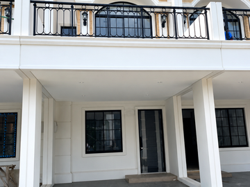 Rumah Bukit Nirmala 2LT 4,5x10 45m2 2KT PIK 2 Pantai Indah Kapuk 2