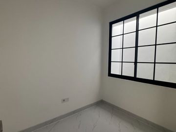 Rumah Bukit Nirmala 2LT 4,5x10 45m2 2KT PIK 2 Pantai Indah Kapuk 2