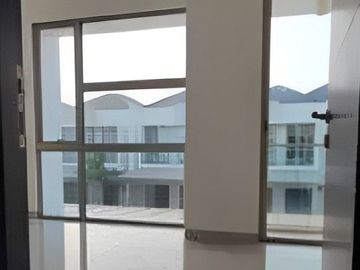 Rumah 2LT Cluster Riverside 75m2 6x12,5 3+1KT Tahap 1 Strategis PIK 2