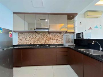Disewakan Apartemen Central Park Residences 2BR Furnished Nyaman & Siap Huni, Lokasi Super Strategis Di Pusat Kota Tanjung Duren Jakarta Barat