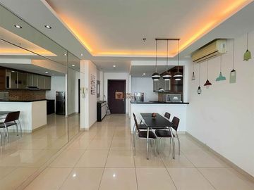 Disewakan Apartemen Central Park Residences 2BR Furnished Nyaman & Siap Huni, Lokasi Super Strategis Di Pusat Kota Tanjung Duren Jakarta Barat