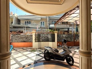 Jual murah rumah sunter garden 10x31 2,5 lantai