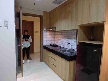 DISEWAKAN UNIT APARTEMENT PURI ORCHARD 1 BR FULL FURNISHED RAPI TERAWAT
