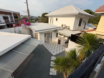 Better Living, Paranaque House For Sale