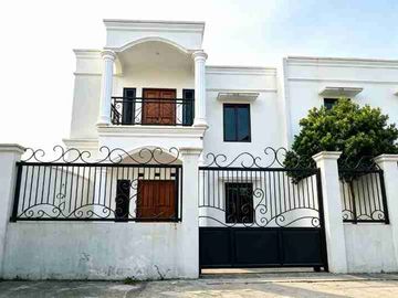 Dijual Rumah 2 Lantai Bali Mester Jatinegara Jakarta Timur SHM