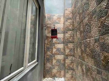 Rumah Bagus Tanah Luas Dalam Komplek Jati Waringin Asri