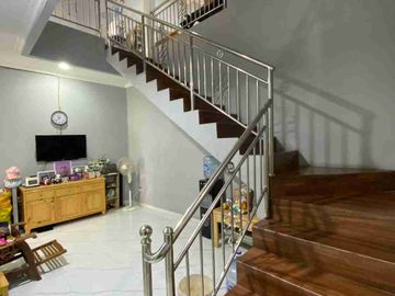 Rumah Bagus Tanah Luas Dalam Komplek Jati Waringin Asri
