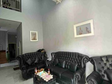 Rumah Bagus Tanah Luas Dalam Komplek Jati Waringin Asri