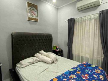 Rumah Bagus Tanah Luas Dalam Komplek Jati Waringin Asri