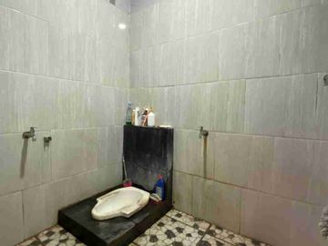 Rumah Bagus Tanah Luas Dalam Komplek Jati Waringin Asri