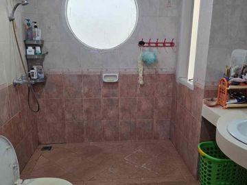 Dijual Rumah Siap Huni berlokasi Strategis di Daan Mogot Baru