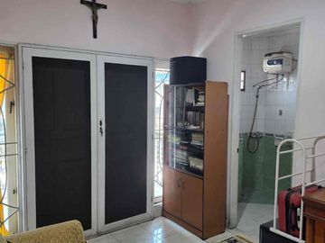 Dijual Rumah Siap Huni berlokasi Strategis di Daan Mogot Baru
