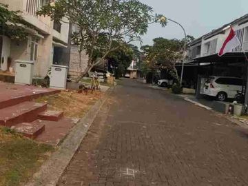 Jual Cepat Murah Rumah di Perum Serpong Lagoon Kranggan Setu Tangerang Selatan