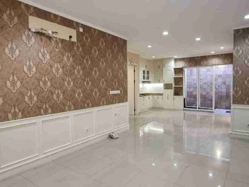 Di Jual Rumah di Sumarecon Bekasi