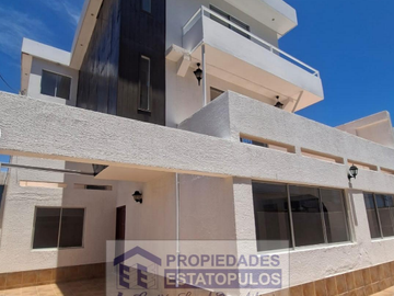 Se vende amplia casa sector playa blanca calle san Sebastian