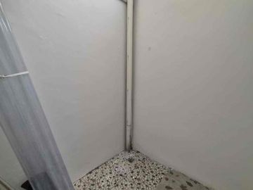 Disewakan Rumah 2 Lantai Semi Furnished Di Jalan Fairside Cluster Malibu Village - Gading Serpong