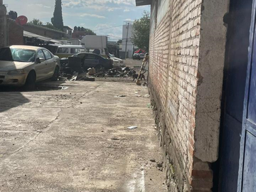 Venta de Terreno atrás de CAPU, Puebla, doble frente (de calle a calle), 2,338 m2, Uso Mixto.