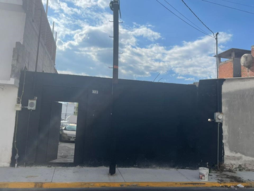 Venta de Terreno atrás de CAPU, Puebla, doble frente (de calle a calle), 2,338 m2, Uso Mixto.