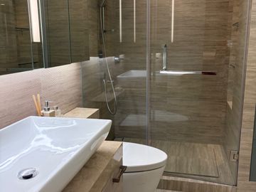 The Icon Residences Tower 2, Bonifacio Global City, Taguig 2-bedroom for sale or rent!