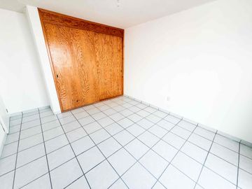 SE VENDE CASA EN CANDILES ACUEDUCTO $2,300,000 MXN
