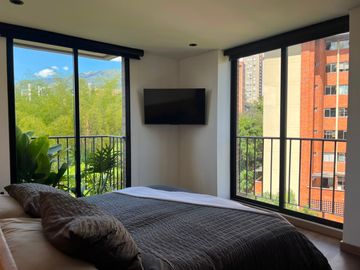 Apartamento Amoblado en Arriendo en Loma del Esmeraldal, Envigado Antioquia