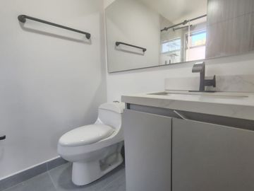 Apartamento en Arriendo en Las Palmas Poblado Medellin Antioquia