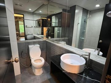One Serendra – Palm | 2BR Unit | 114 sqm | With Parking | ₱125K