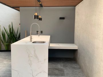 Casa Residencial de Lujo en Venta | Valle Real (Coto Arboledas)