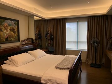 EDADES TOWER: 3BR For Rent, 194 sqm, fully furnished, 2 parking, P250,000 per month