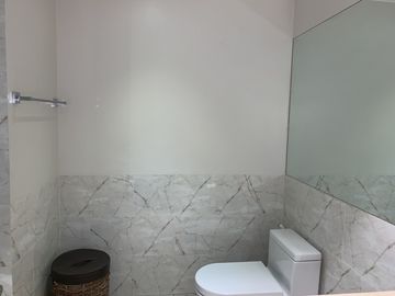 EDADES TOWER: 3BR For Rent, 194 sqm, fully furnished, 2 parking, P250,000 per month