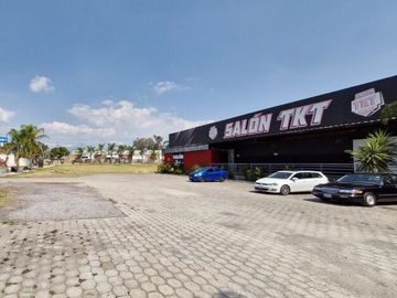 Bodega Comercial en Renta: Optimiza tus tiempos de entrega con una ubicación estratégica en Puebla.