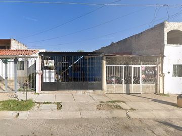 EXCELENTE CASA EN VENTA, AV MORÓN, HDA SANTA FÉ, TLAJOMULCO JALISCO