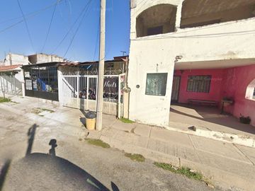 EXCELENTE CASA EN VENTA, AV MORÓN, HDA SANTA FÉ, TLAJOMULCO JALISCO