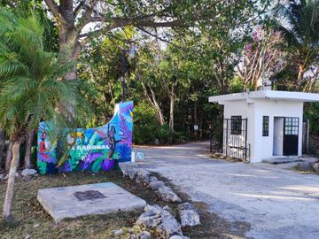 Casa con alberca privada ecológica, en venta