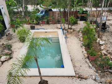 Casa con alberca privada ecológica, con terreno excedente, en venta