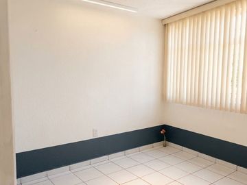 SATELITE Magnífico inmueble con ubicación estratégica y gran potencial comercial