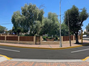 SATELITE Magnífico inmueble con ubicación estratégica y gran potencial comercial