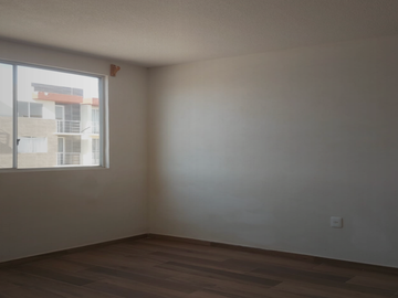 CASA DE TRES NIVELES EN FRACCIONAMIENTO DE 2 RECÁMARAS, VILLAS DE NEXTLALPAN, ESTADO DE MÉXICO.